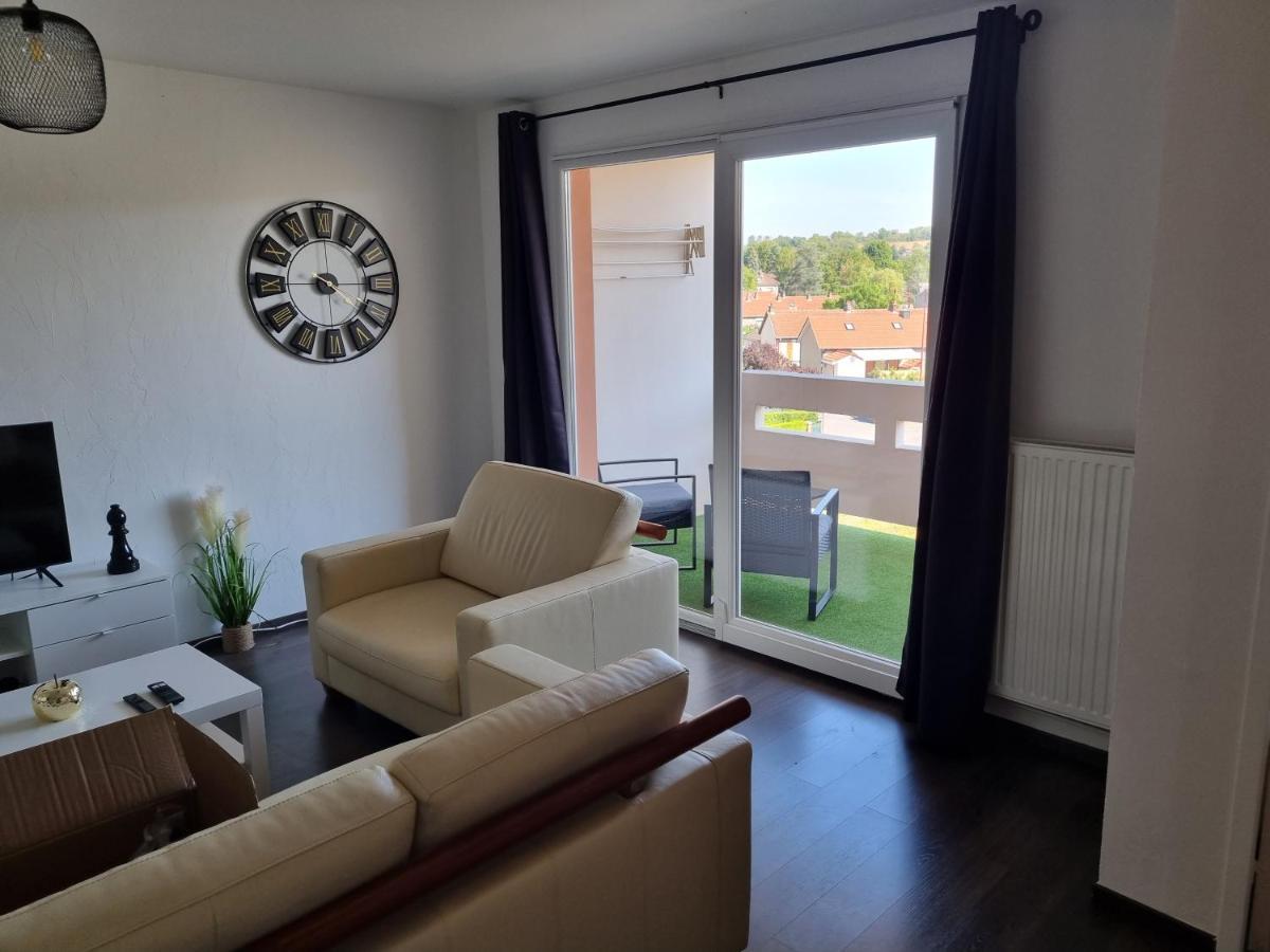 Bel Appartement 2 Chambres ,Residence Privee Givet Εξωτερικό φωτογραφία